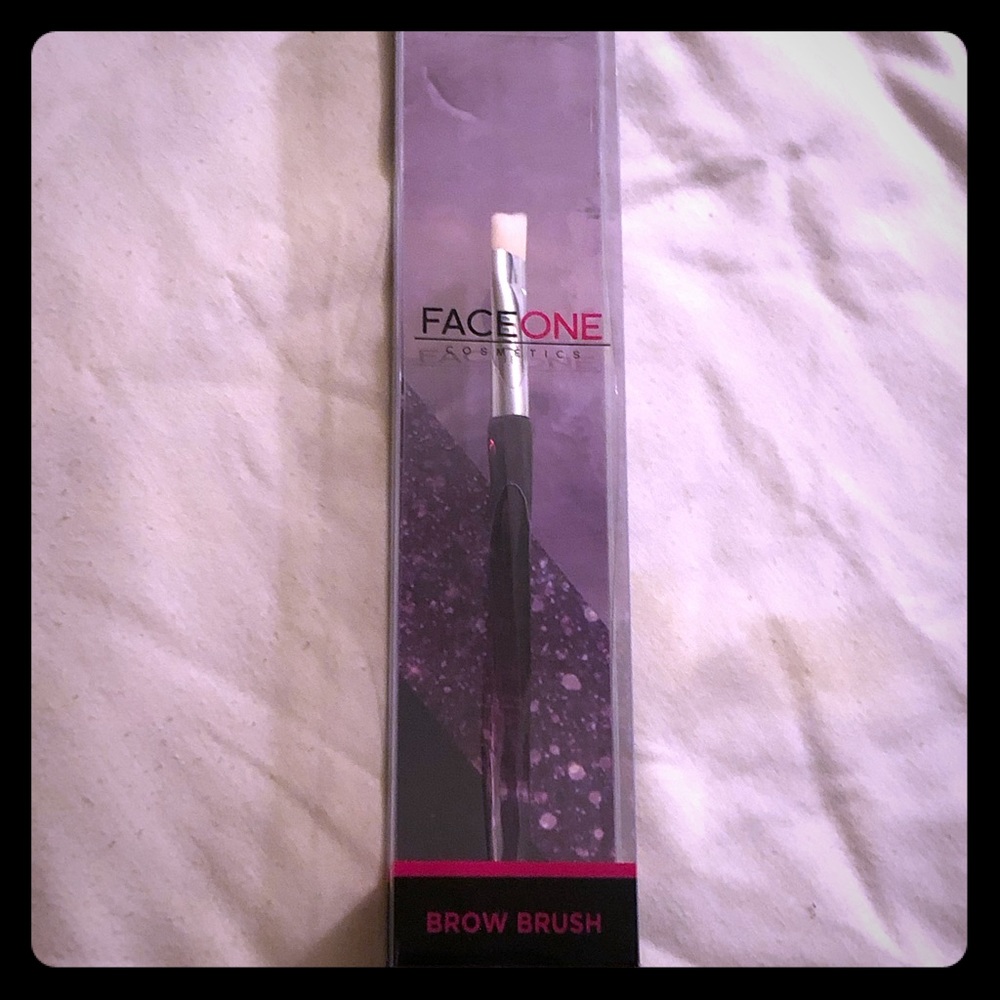 Brow brush